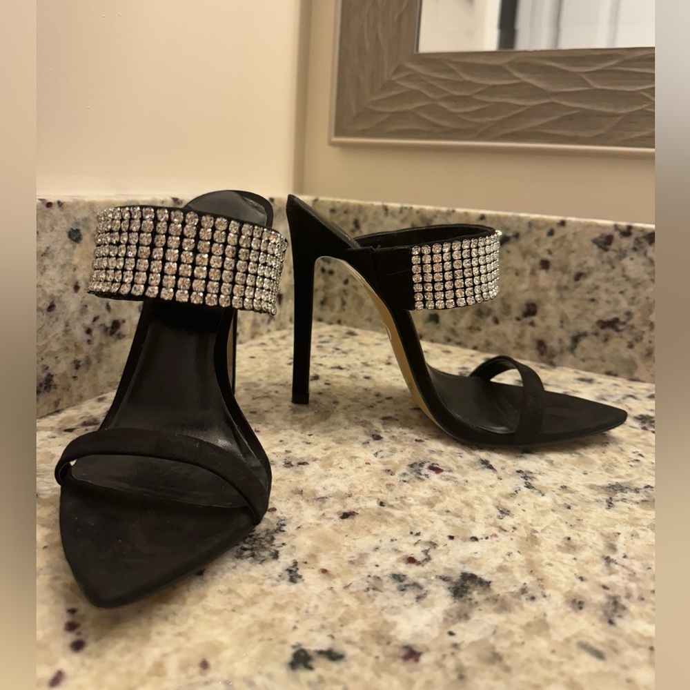 J Lo Noin slide sandal - Picture 2 of 7